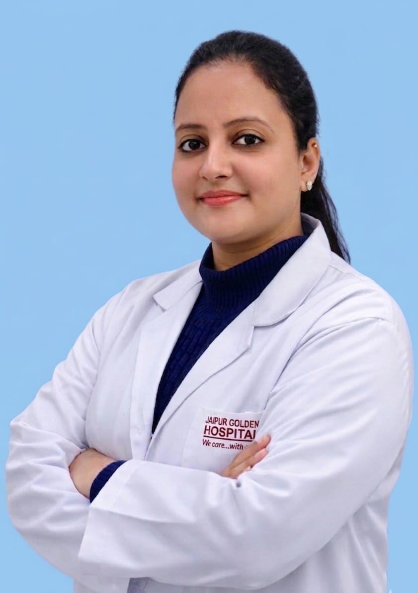 Dr Roopakshi garg